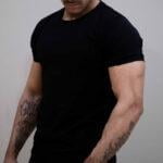 the-perfect-shirt-v-neck-01_858x1200px