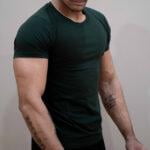 the-perfect-shirt-green-crew-neck-01_858x1200px