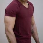 the-perfect-shirt-maroon-crew-neck-01_858x1200px