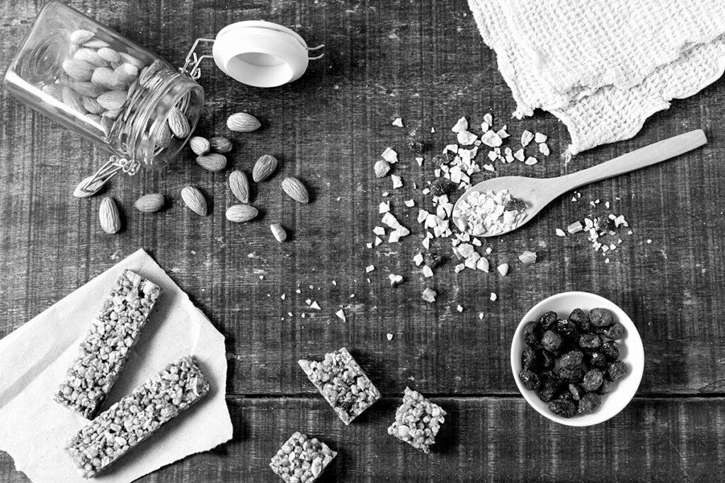 How to make healthy and delicious protein bars yourself